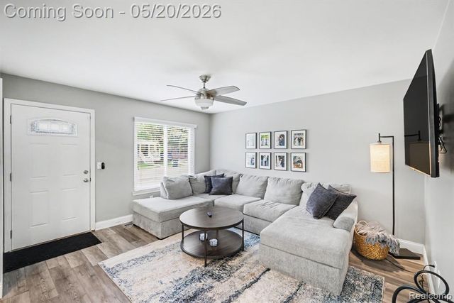 614 Gardenia Avenue, Royal Oak, MI 48067