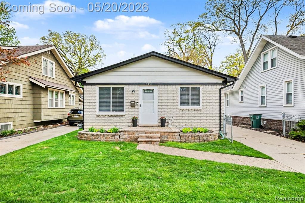 614 Gardenia Avenue, Royal Oak, MI 48067