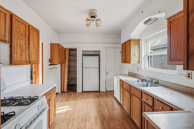 6605 Windward Street, Cincinnati, OH 45227