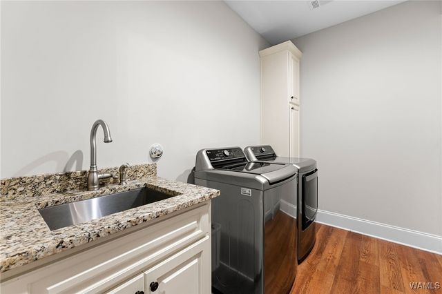 11760 High Cliff, Northport, AL 35475