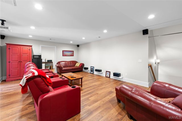 11760 High Cliff, Northport, AL 35475