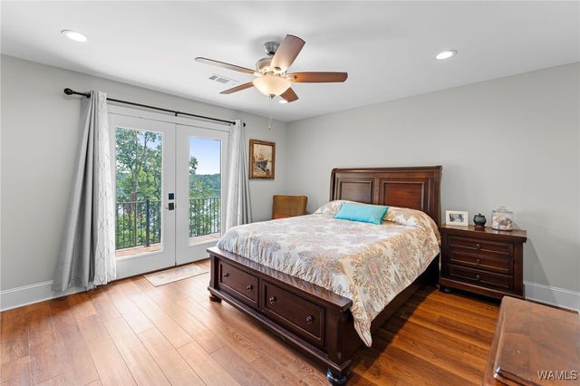 11760 High Cliff, Northport, AL 35475