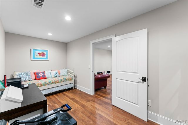 11760 High Cliff, Northport, AL 35475