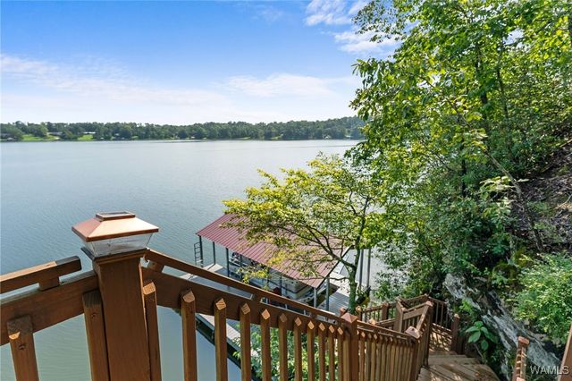 11760 High Cliff, Northport, AL 35475