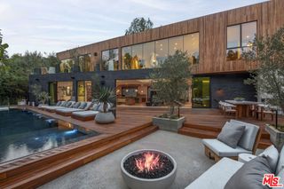 2535 Hutton Drive, Beverly Hills, CA 90210