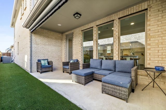 8533 Western, The Colony, TX 75056