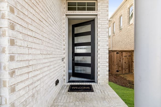 8533 Western, The Colony, TX 75056