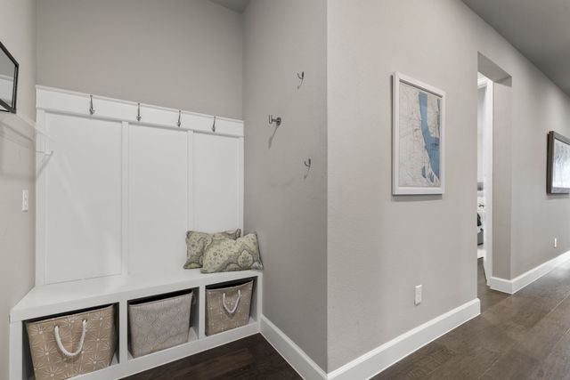 8533 Western, The Colony, TX 75056