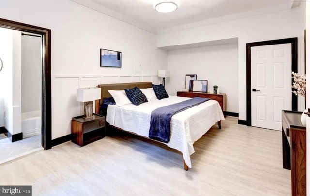 1005 N Charles St Apt 2C, Baltimore, MD 21201