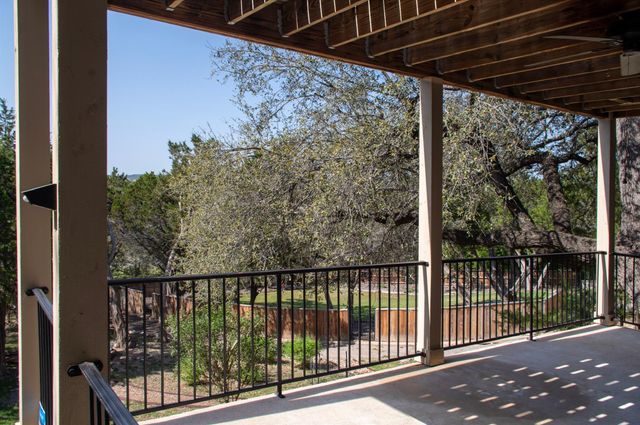 6400 Lakeshore DR, Lago Vista, TX 78645