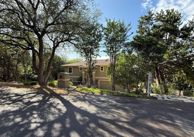 6400 Lakeshore DR, Lago Vista, TX 78645