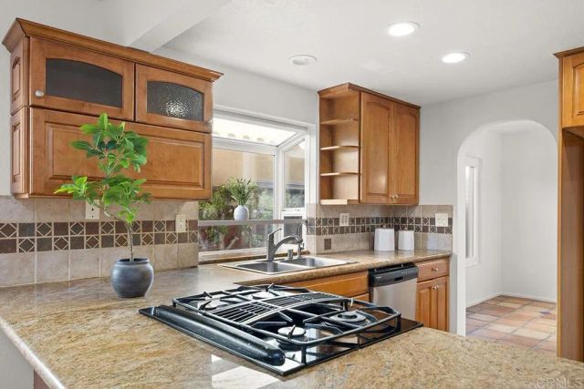 12027 VIA HACIENDA, El Cajon, CA 92019