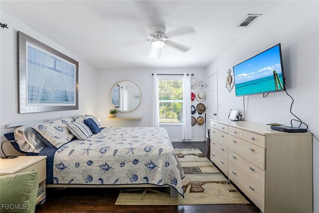 3518 SW 8th CT, Cape Coral, FL 33914