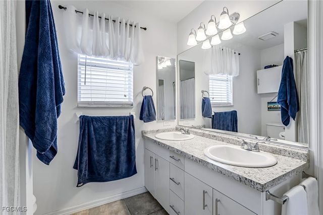 3518 SW 8th CT, Cape Coral, FL 33914