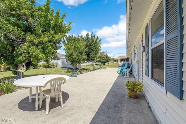 3518 SW 8th CT, Cape Coral, FL 33914