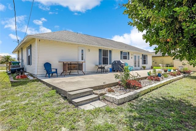 3518 SW 8th CT, Cape Coral, FL 33914