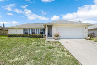 3518 SW 8th CT, Cape Coral, FL 33914