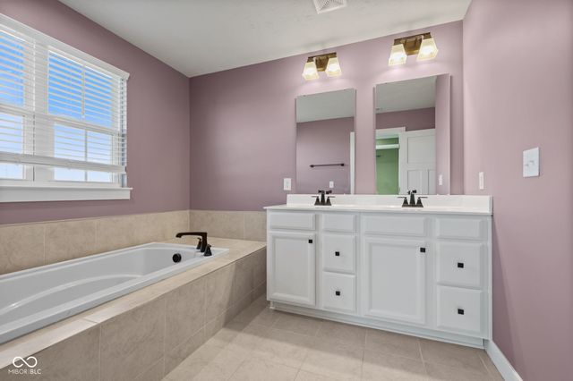 19214 Foley Drive, Westfield, IN 46074