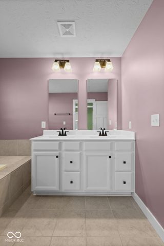 19214 Foley Drive, Westfield, IN 46074