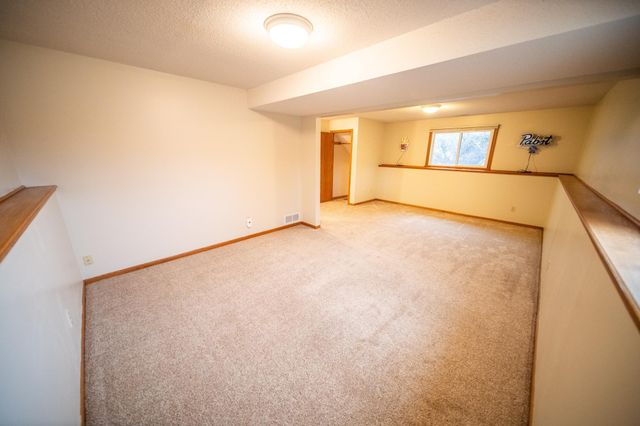 3919 Huntington Lane NW, Rochester, MN 55901