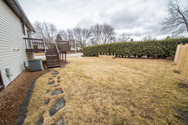 3919 Huntington Lane NW, Rochester, MN 55901