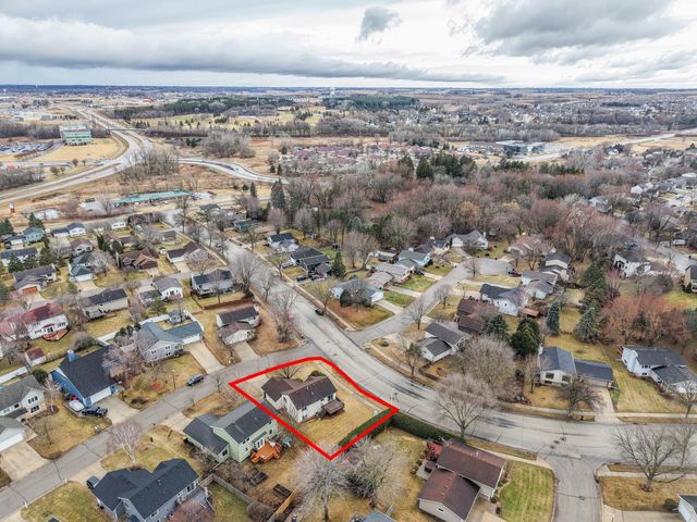 3919 Huntington Lane NW, Rochester, MN 55901