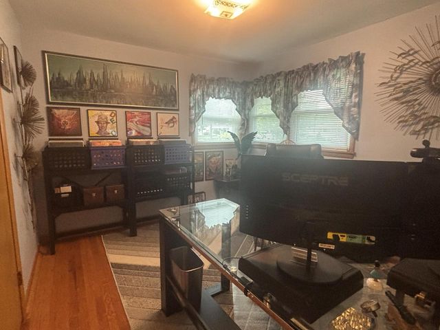 4369 S 49th STREET, Greenfield, WI 53220