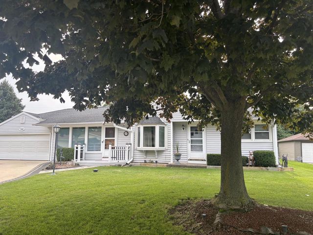 4369 S 49th STREET, Greenfield, WI 53220