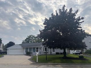 4369 S 49th STREET, Greenfield, WI 53220