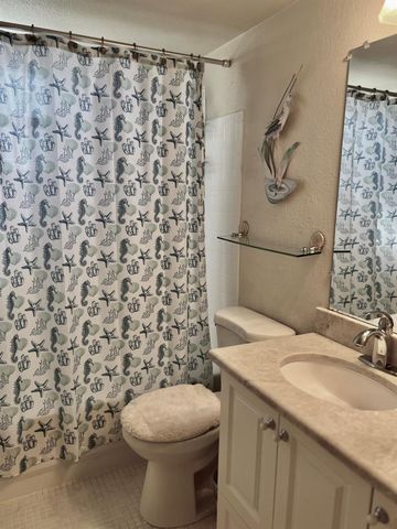 2161 NE 1st Court 102, Boynton Beach, FL 33435