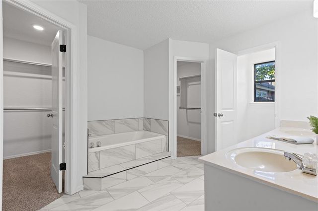 8512 Bigwood Drive, Oklahoma City, OK 73135