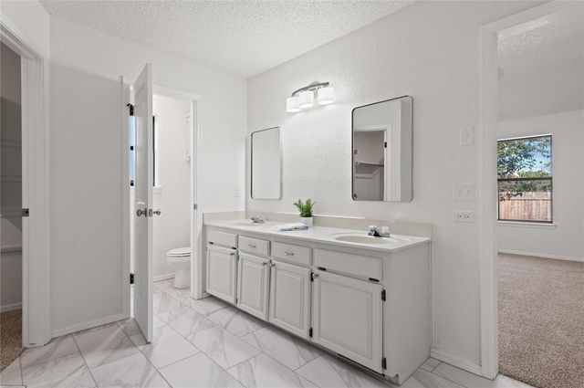 8512 Bigwood Drive, Oklahoma City, OK 73135