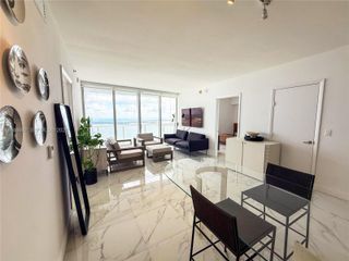 465 Brickell Ave 5505, Miami, FL 33131