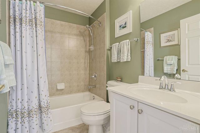 8629 Red Hawk Court, Cincinnati, OH 45251
