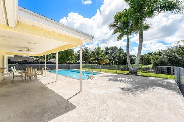 128 Sandpiper Avenue, Royal Palm Beach, FL 33411