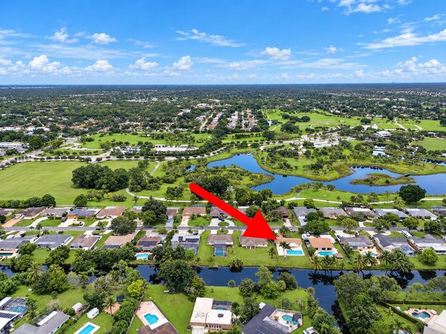 128 Sandpiper Avenue, Royal Palm Beach, FL 33411