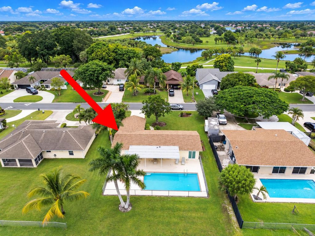 128 Sandpiper Avenue, Royal Palm Beach, FL 33411