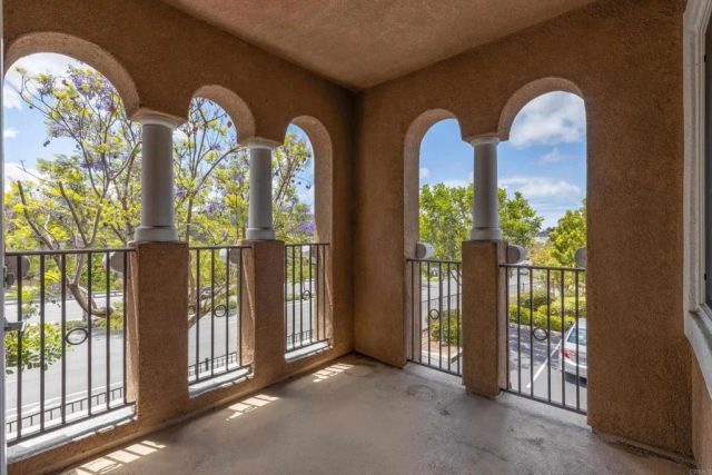 11021 Catarina Lane 297, San Diego, CA 92128