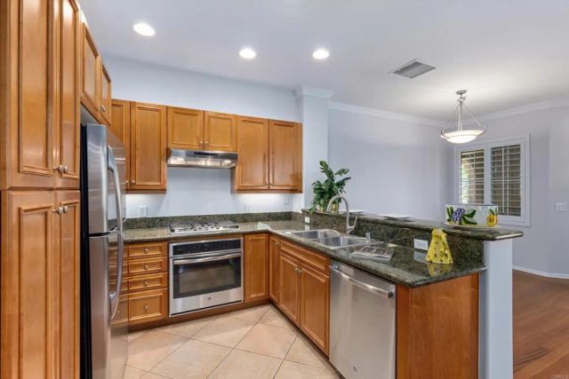 11021 Catarina Lane 297, San Diego, CA 92128