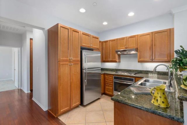 11021 Catarina Lane 297, San Diego, CA 92128