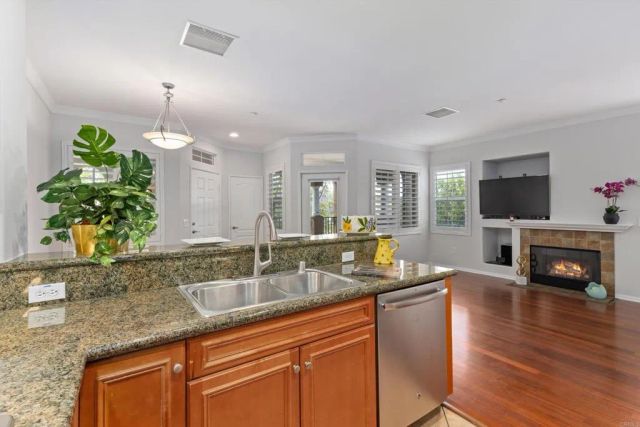 11021 Catarina Lane 297, San Diego, CA 92128