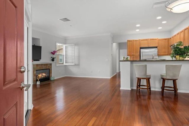11021 Catarina Lane 297, San Diego, CA 92128