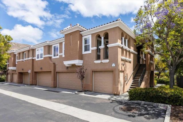 11021 Catarina Lane 297, San Diego, CA 92128