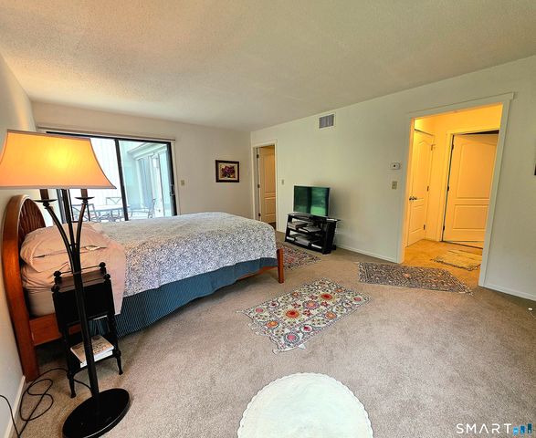 581 Heritage Village A, Southbury, CT 06488