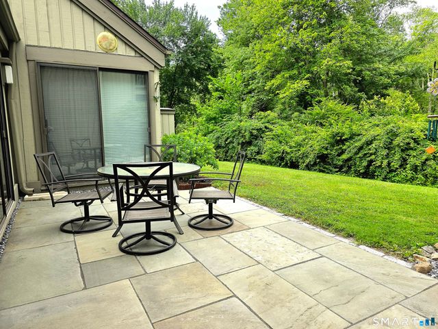581 Heritage Village A, Southbury, CT 06488