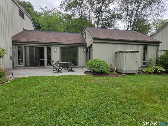 581 Heritage Village A, Southbury, CT 06488
