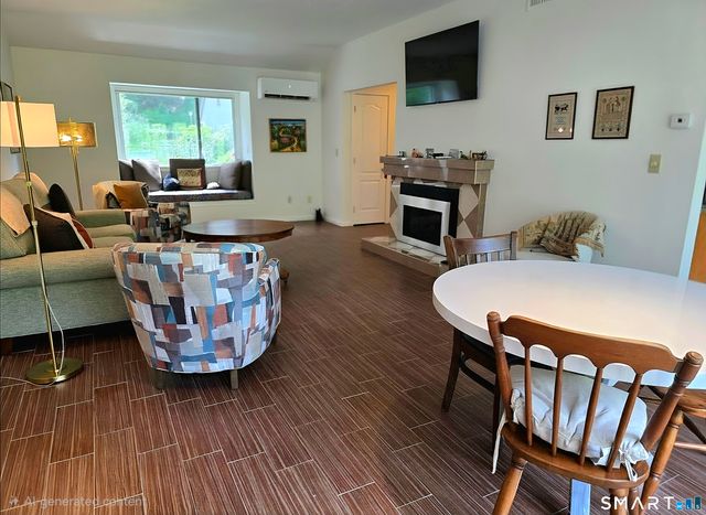 581 Heritage Village A, Southbury, CT 06488