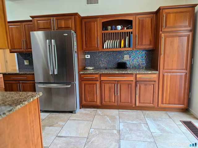 581 Heritage Village A, Southbury, CT 06488
