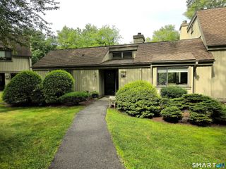 581 Heritage Village A, Southbury, CT 06488