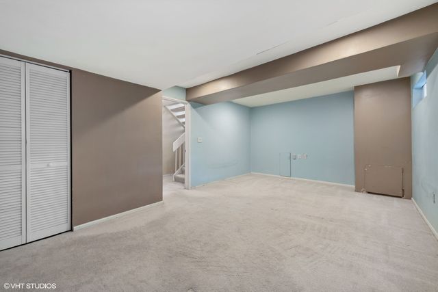 1930 Song Sparrow Court 1930, Schaumburg, IL 60173